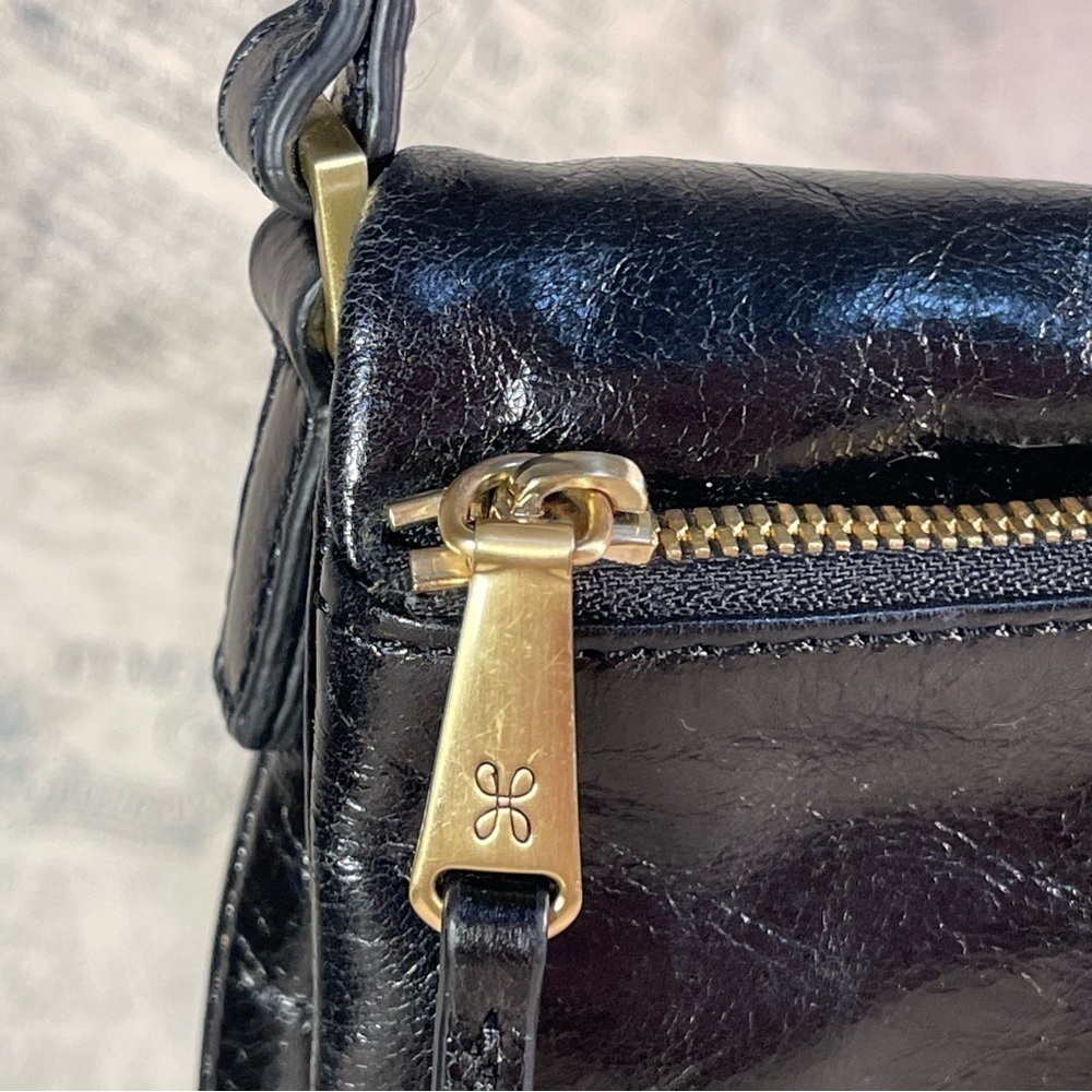 HOBO Vintage Hide Black Leather Crossbody Shoulder Bag Soft Distressed Leather - Picture 13 of 15